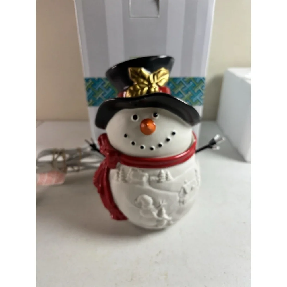 Scentsy‎ Wax Warmer Build A Snowman 2017  8